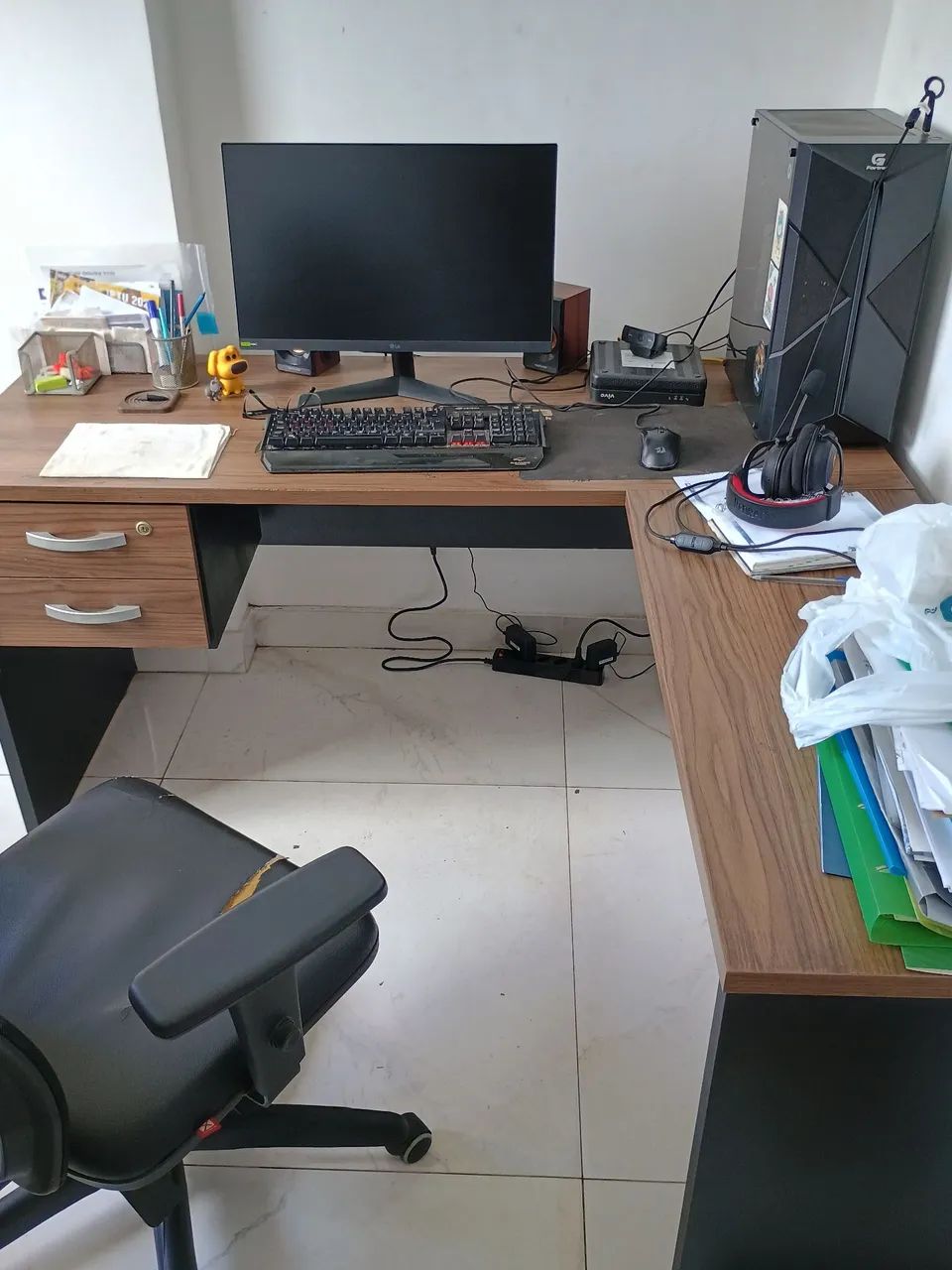 Mesa de escritório profissional  - Foto 2