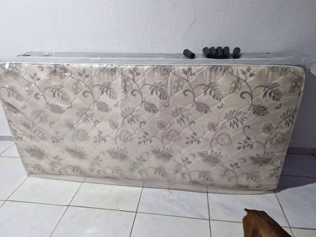 Cama de solteiro box