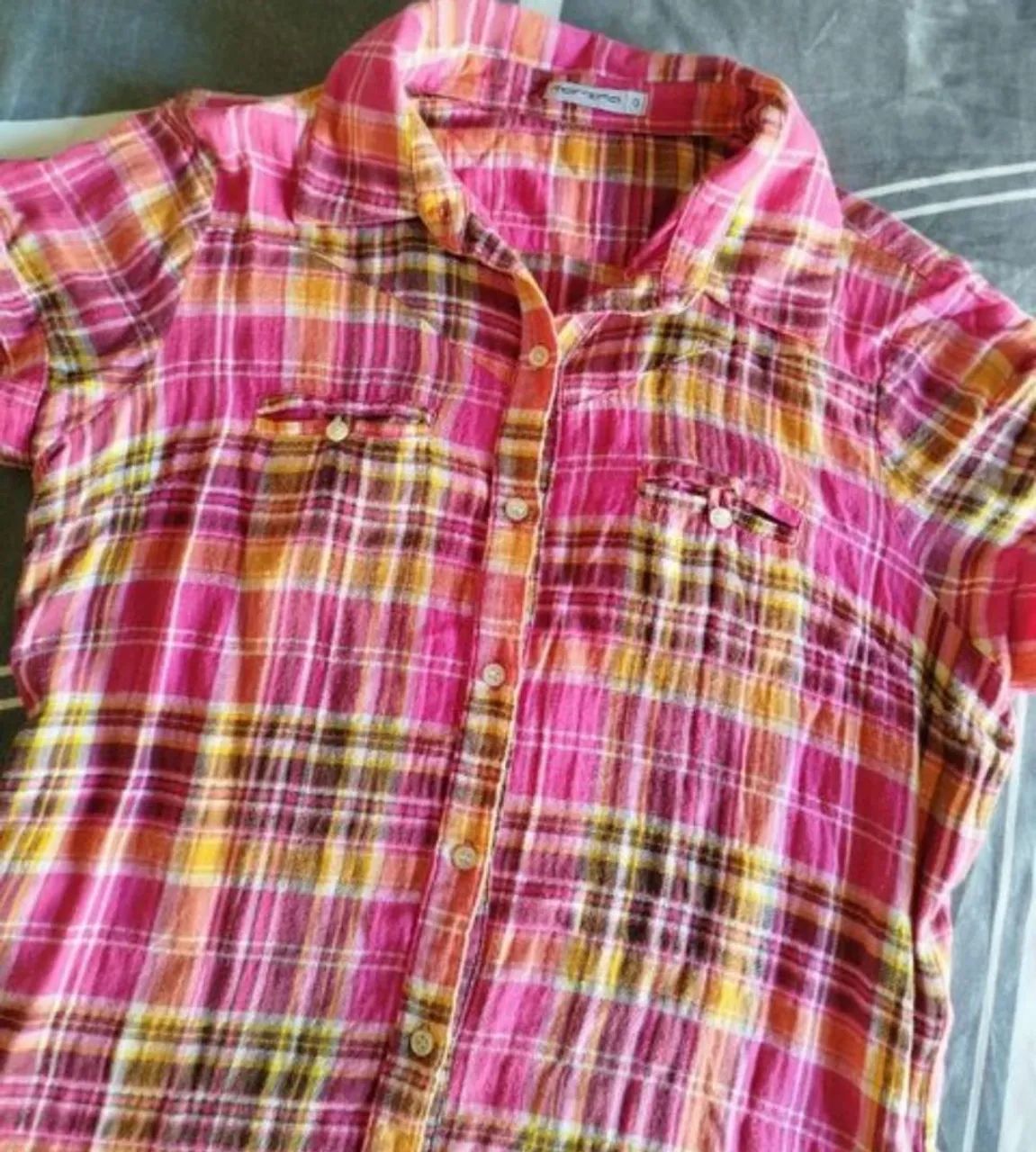 Blusa xadrez rosa e amarelo  - M - Foto 2