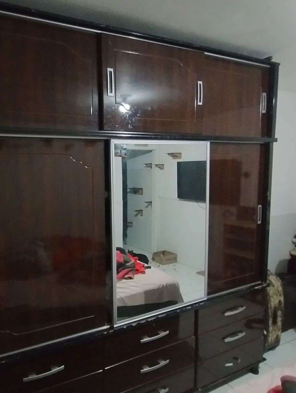 Guarda-Roupas Preto + Imbuia - Foto 4