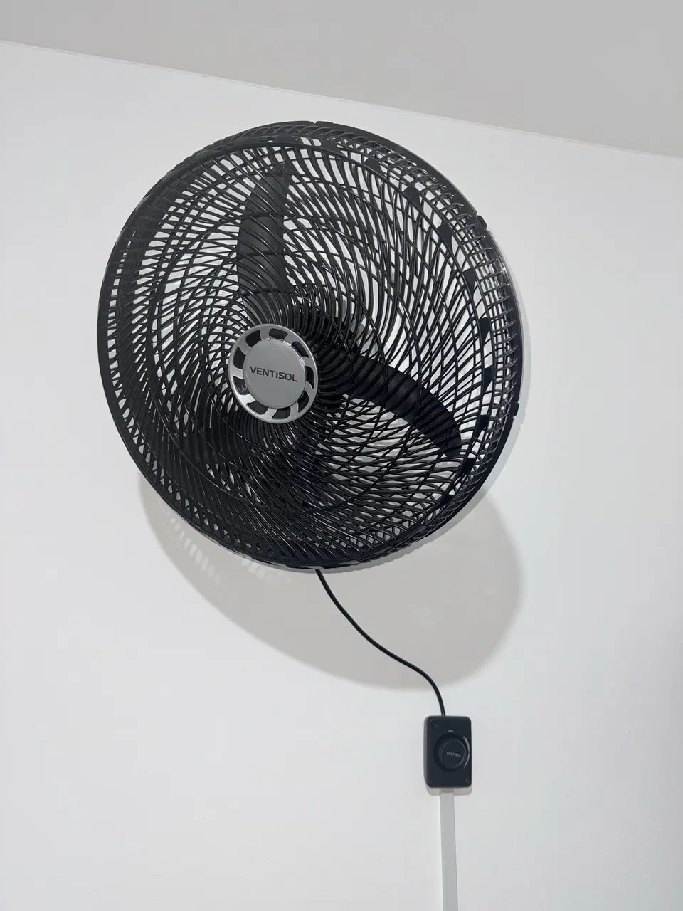 Ventilador de Parede Ventisol - Semi Novo