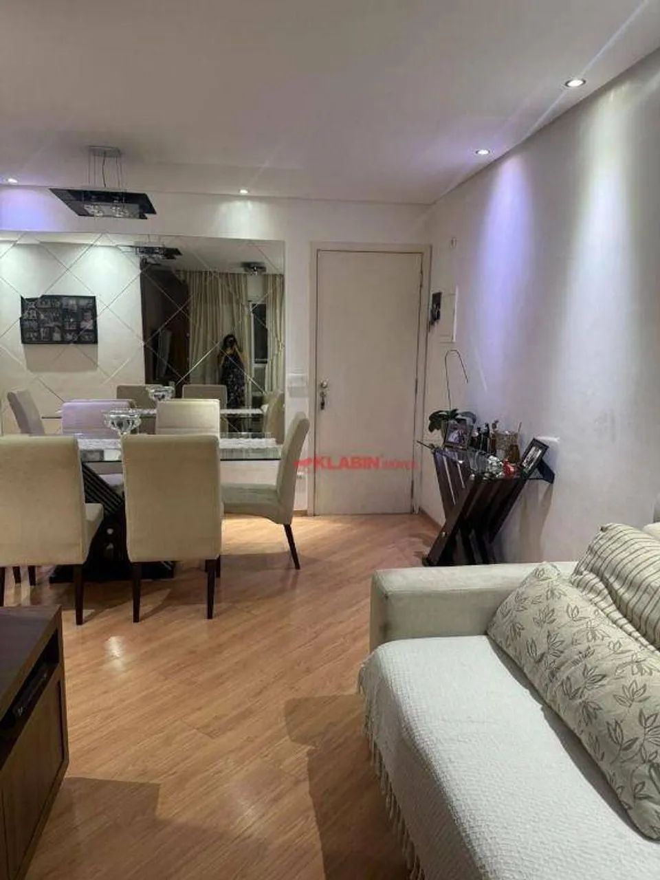 Apartamento com 2 dormitórios , uma suíte , duas vagas de garagem - Foto 4