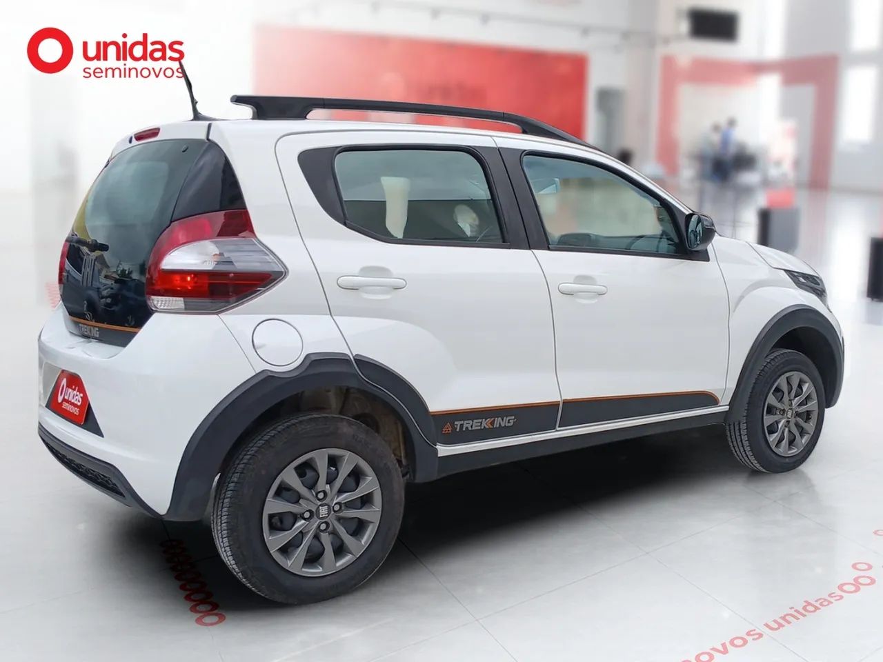 Fiat Mobi TREKKING 1.0 Flex 5p., foto 7 de 16