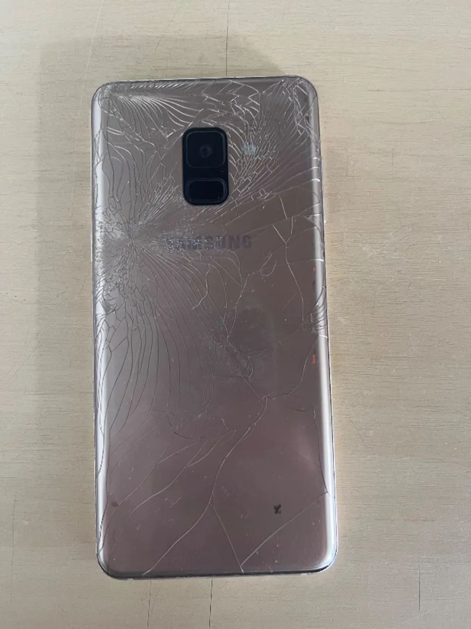 Celular Galaxy A8 64GB - Foto 2