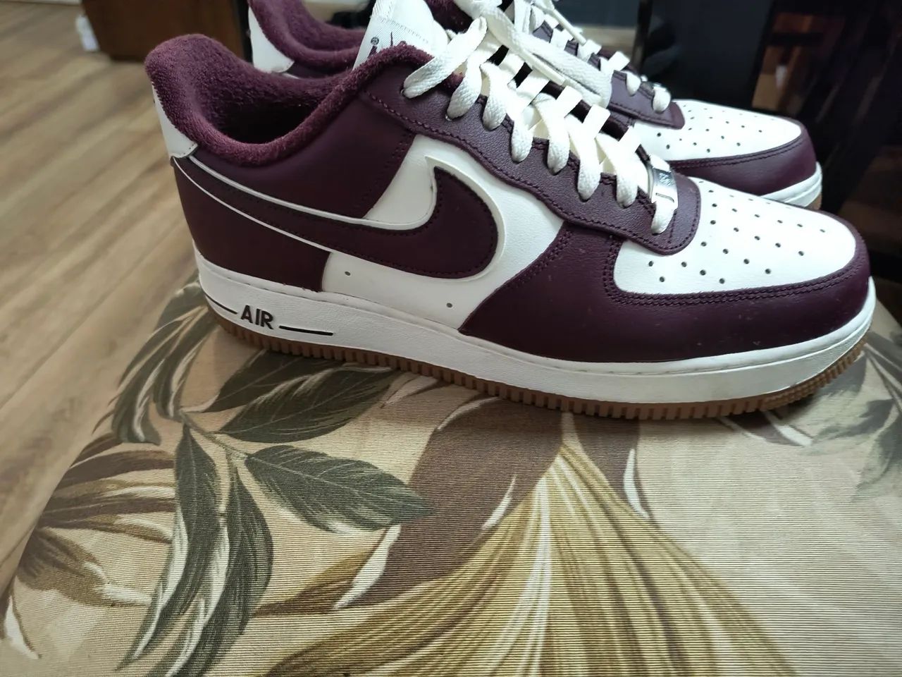 Tênis Nike Air force LV8 Tam 43