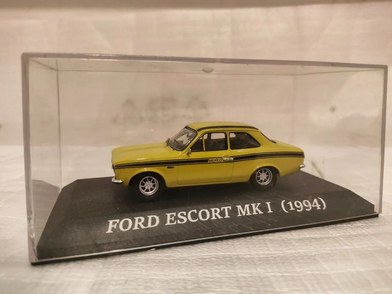 Miniatura Ford Escorte MK1 1994 1/43