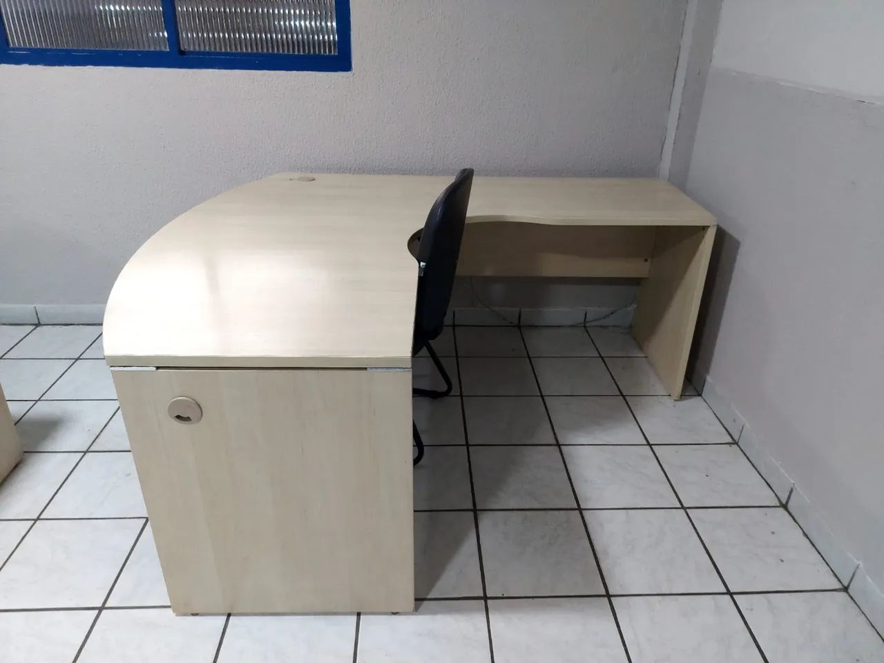 Mesa escritório em L  - Foto 3