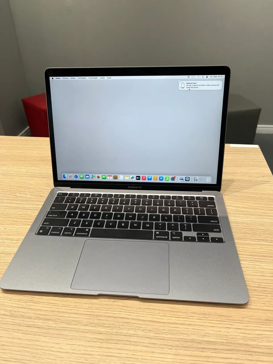 Macbook Air M1 8gb 256gb 13 cinza 