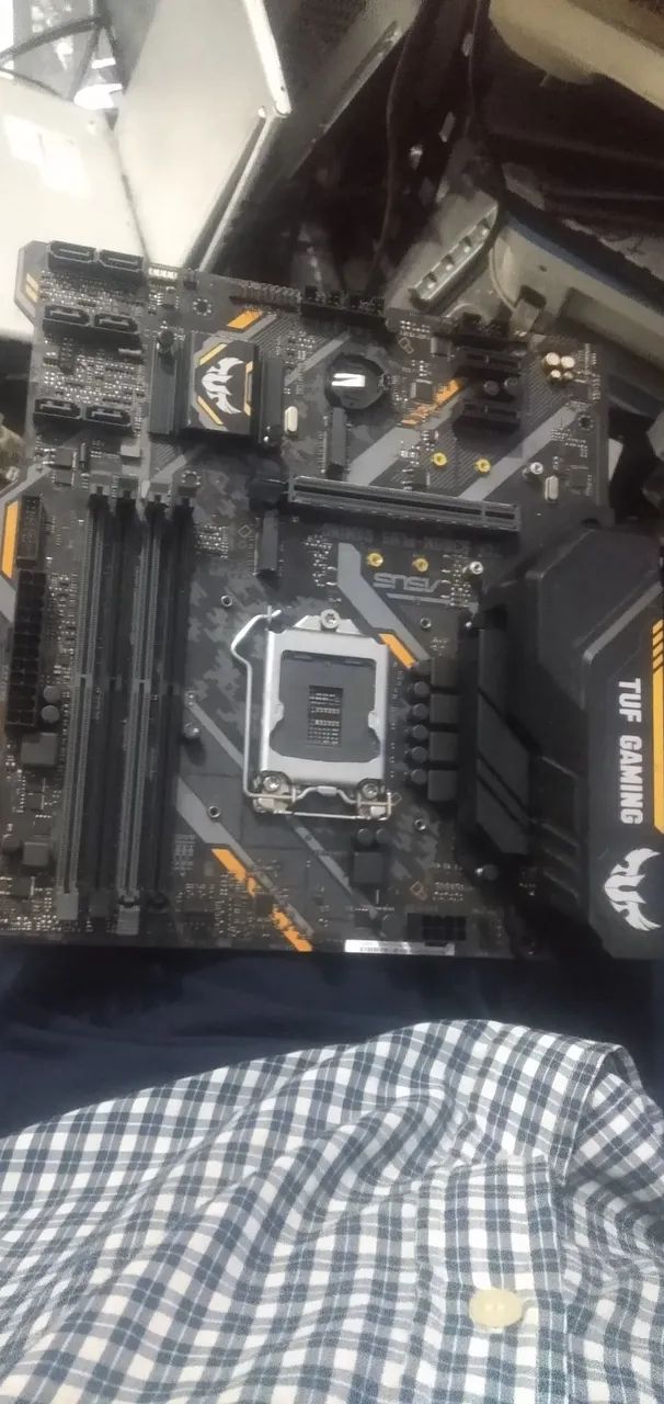 Placa mãe b360m plus gaming defeito