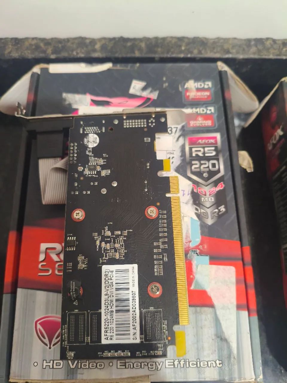 Placa de vídeo de 2 e 1 GB defeito - Foto 2