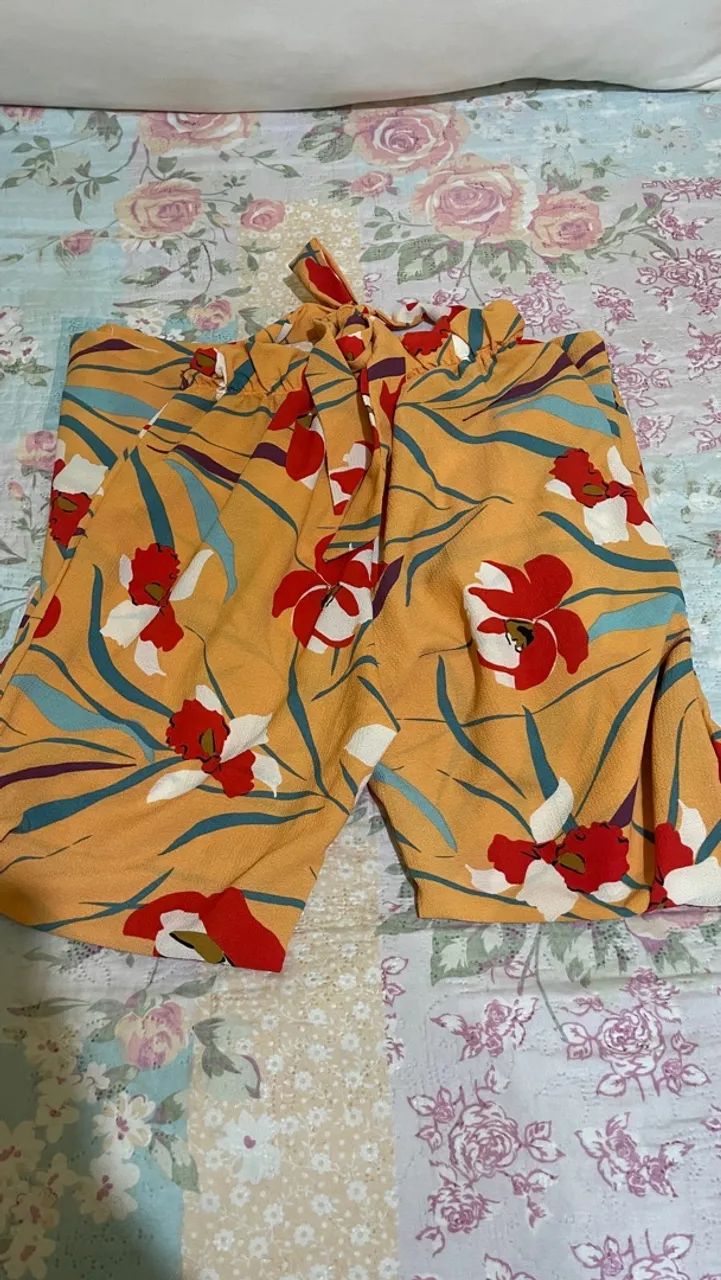 Roupas super conservadas  - Foto 3