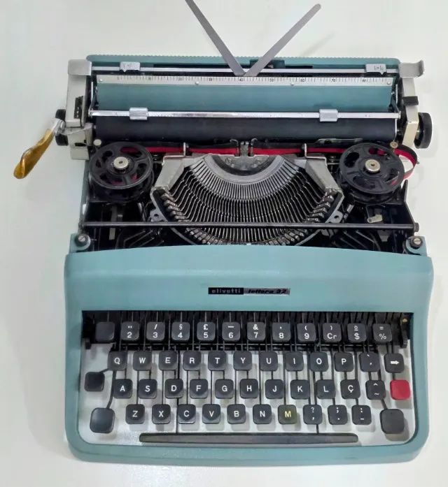 Olivetti Lettera 32 máquina de escrever - 1963- Alumínio verde, original, zerada - Foto 2