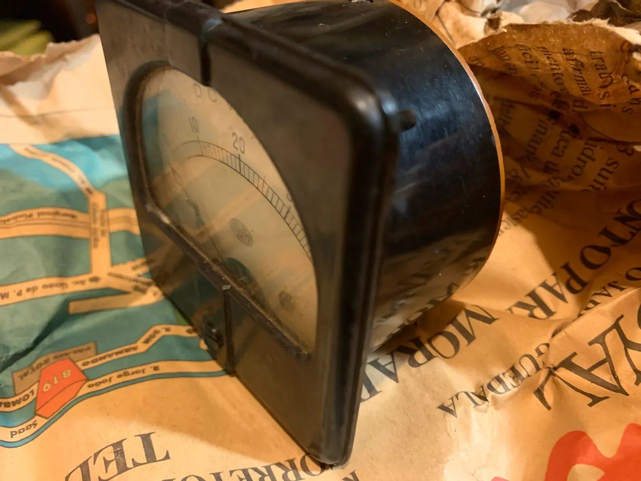 Voltímetro Analógico Vintage Chassi de Rádio  - Foto 3