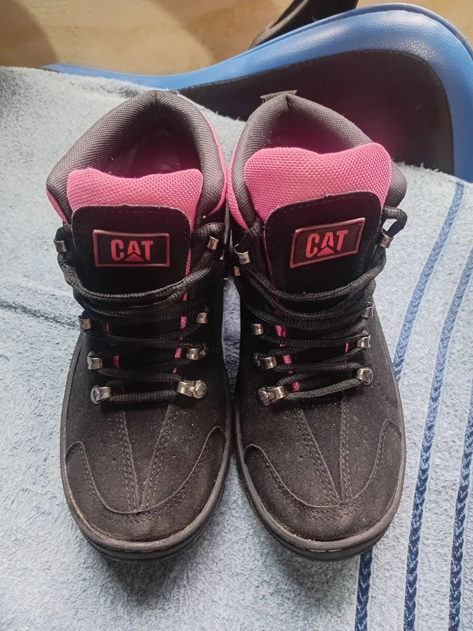 Bota Coturno Cat n°35 - Foto 2