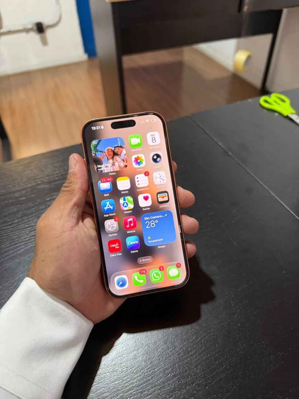 iPhone 17 pro 256 gigas laranja   - Foto 3