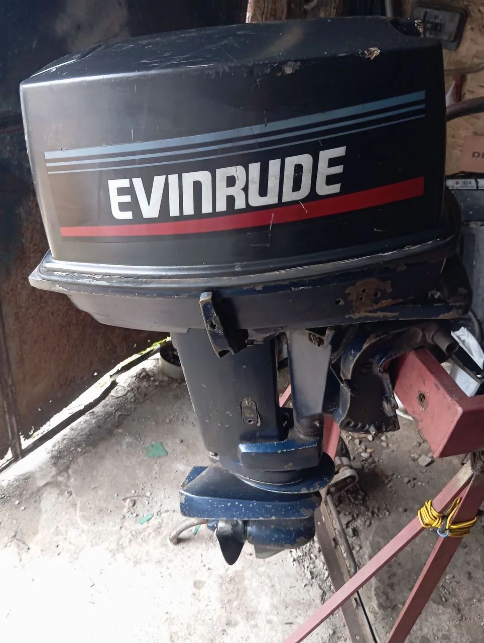 Motor de popa evinrude 25hp  - Foto 2