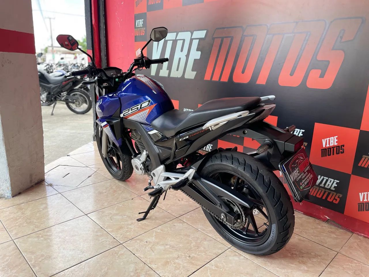 CB TWISTER 250  - Foto 4