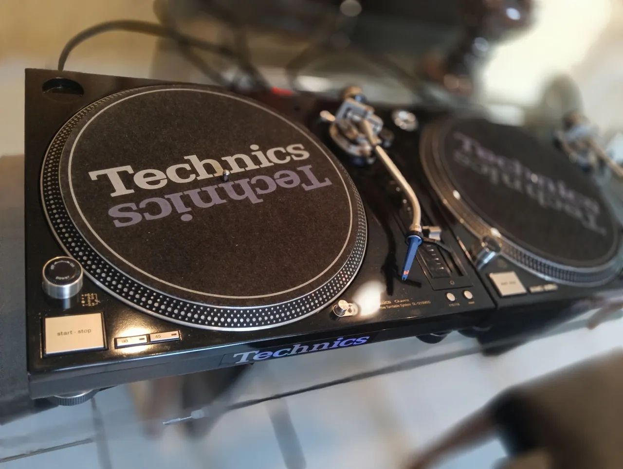 Technics SL1210 M5G ( 2-par ) importada excelente toca discos  - Foto 2