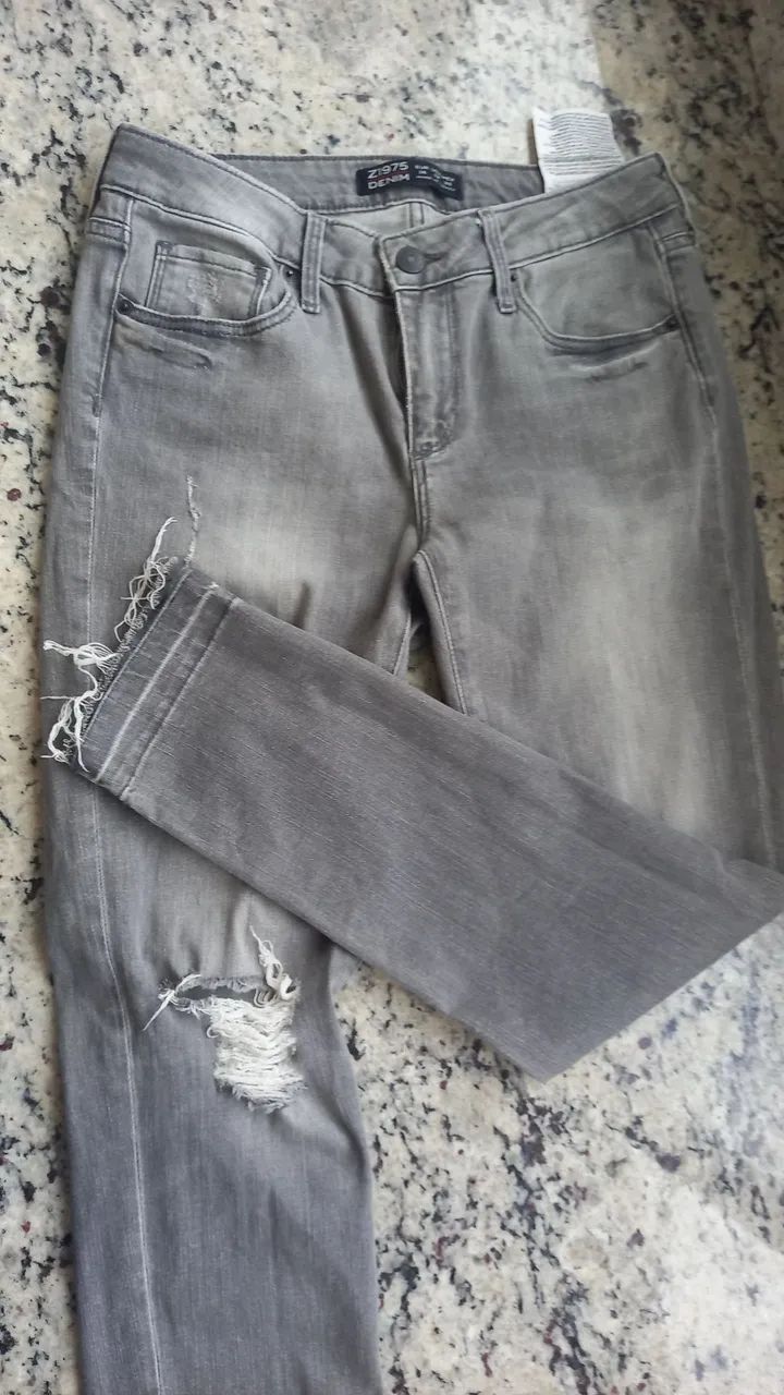 Calça jeans feminina cinza tamanho 38