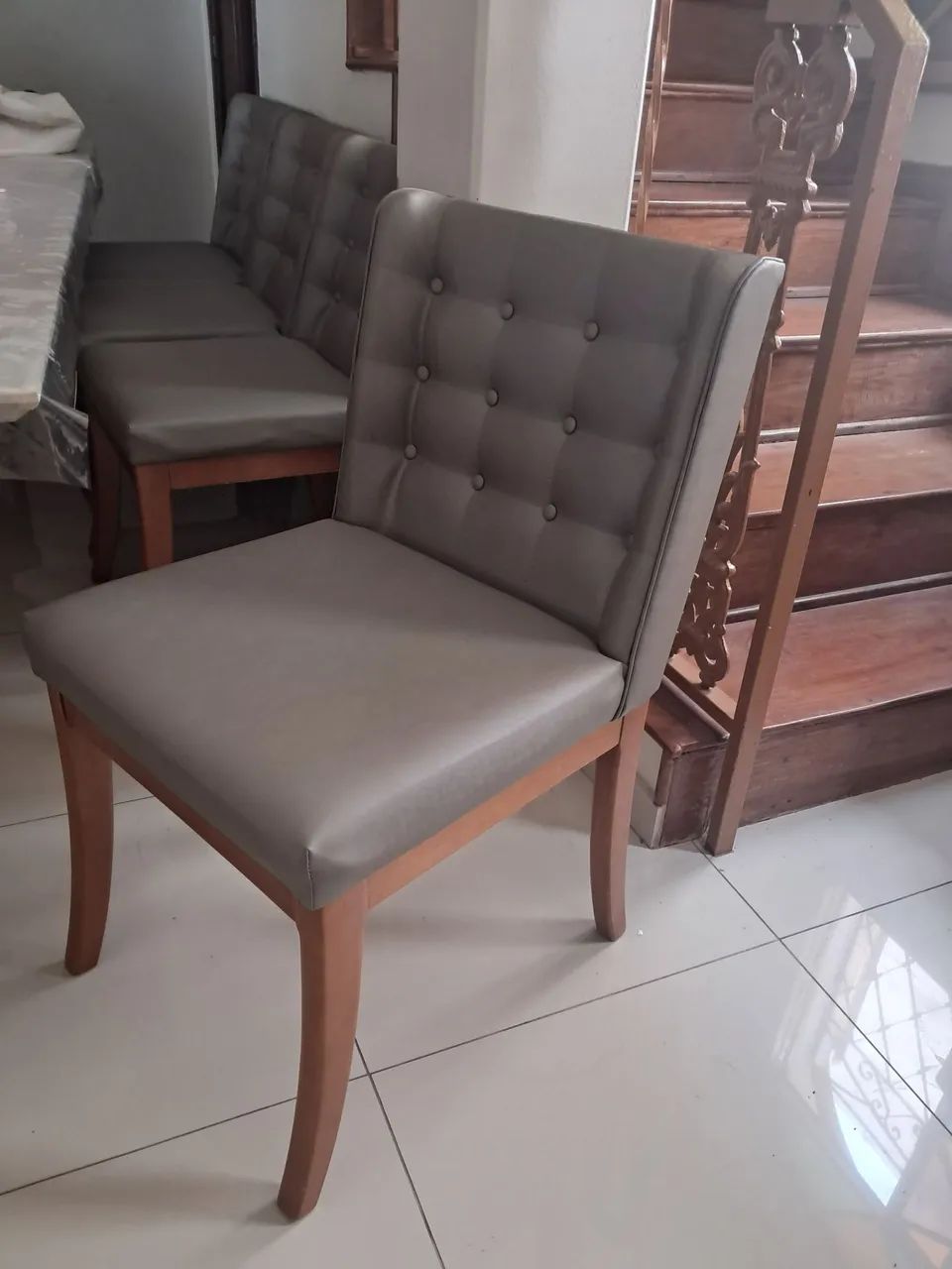 Cadeiras alto padrão 