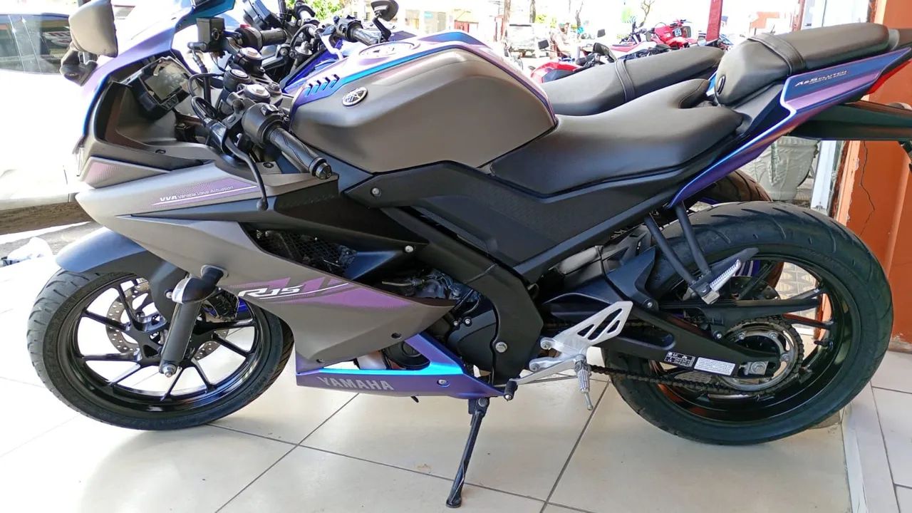 R15 2025 155cc ABS - Foto 3