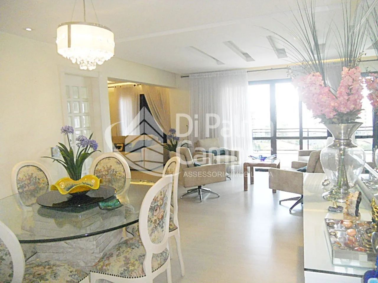 Apartamento na Vila Monumento com 2 Quartos, Suíte e 2 Vagas