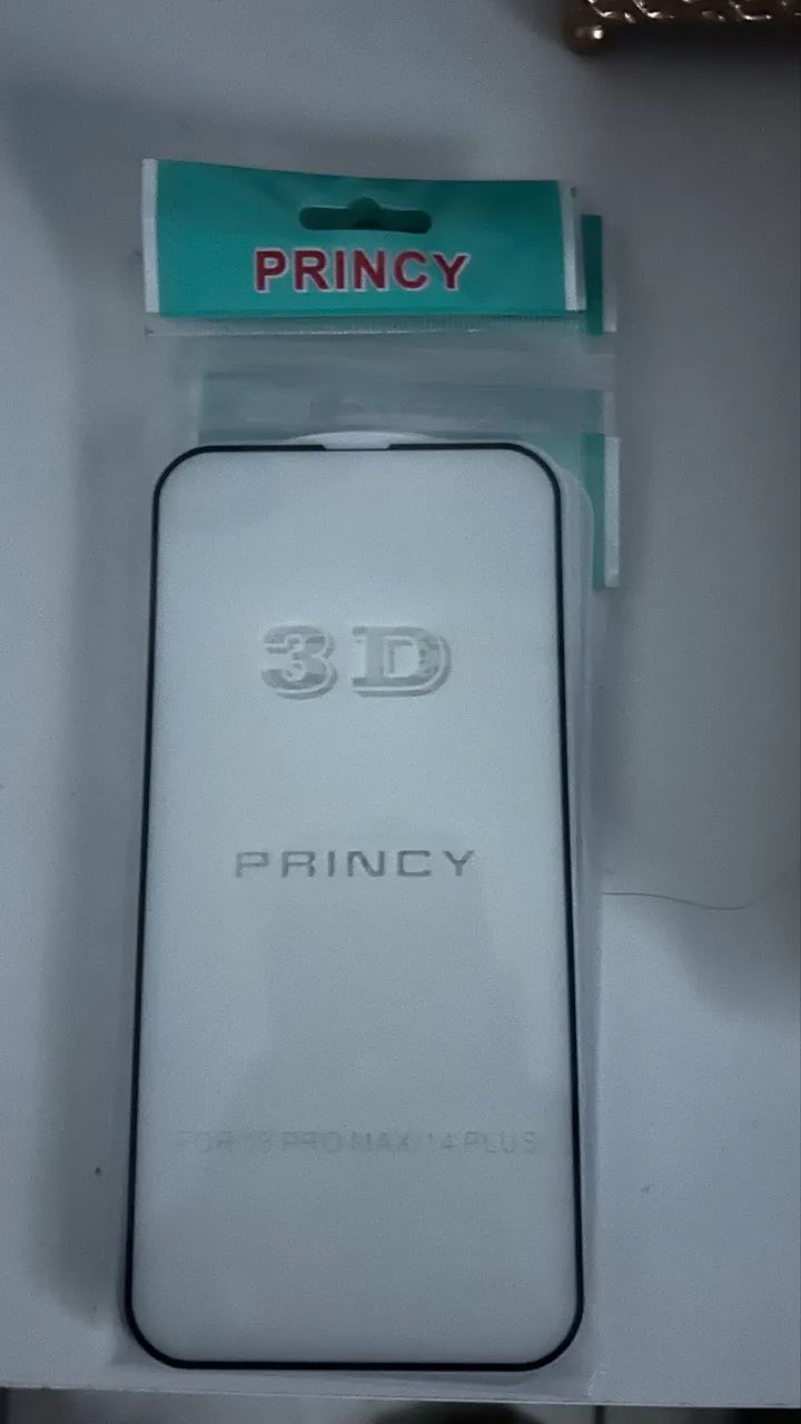 Vendo capa e película de iphone 14 e 15 plus