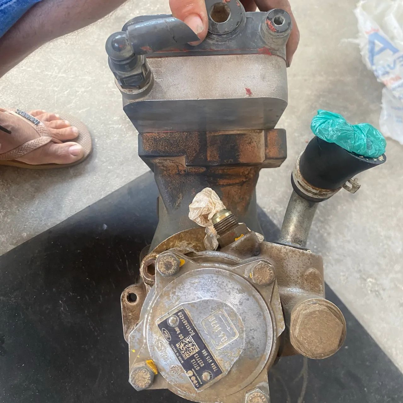 COMPRESSOR DE AR DO FORD CARGO - Foto 2