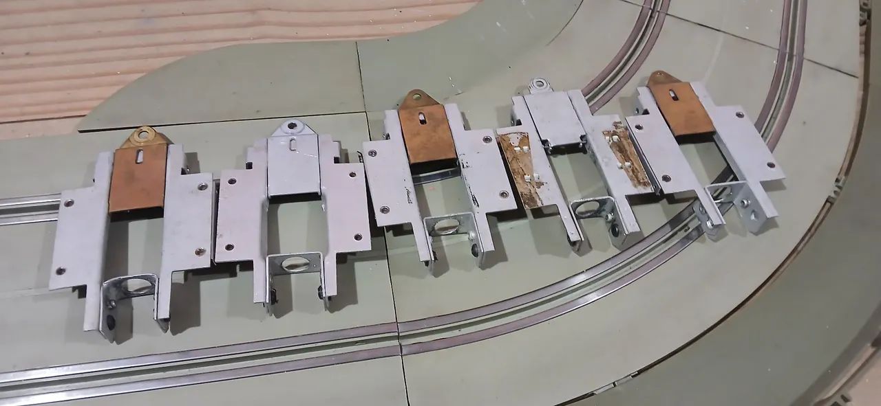Autorama Lote com 5 chassis 1/32 pra carrinho bolha - Foto 4