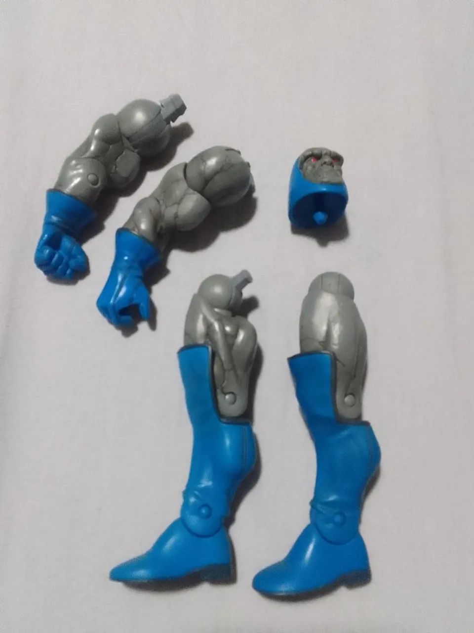DARKSEID C&C DC SUPERHEROES MATTEL - Hobbies e coleções - Jardim
