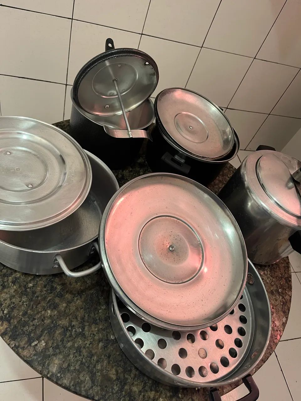 Pqnelas  usadas por apenas 200$ 7 inteis - Foto 3