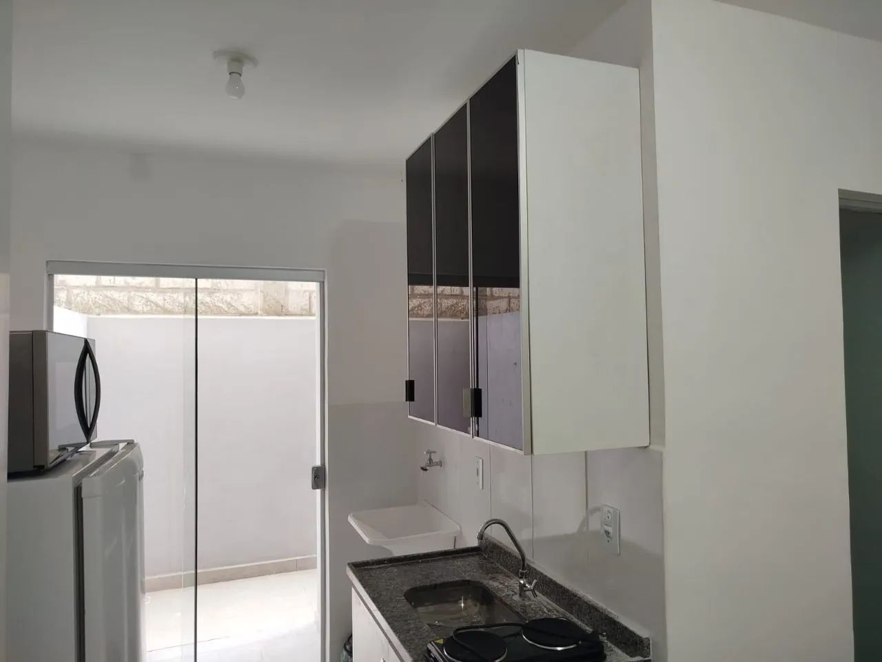 KITNET COM AREA PRIVATIVA E MOBILIADA - Foto 5