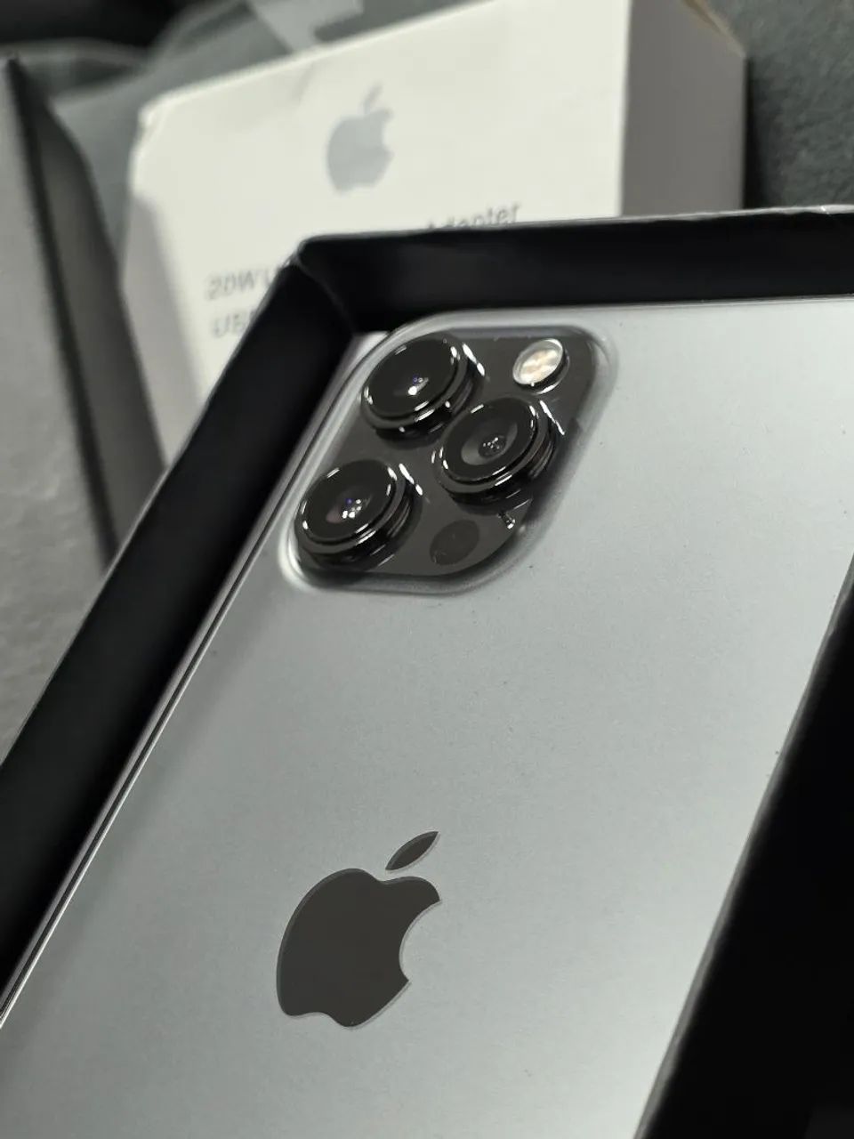 iPhone 12 pro 256GB グラファイト IPHONE 12 PRO MAX 256 GRAPHITE - Celulares e Smartphones - São