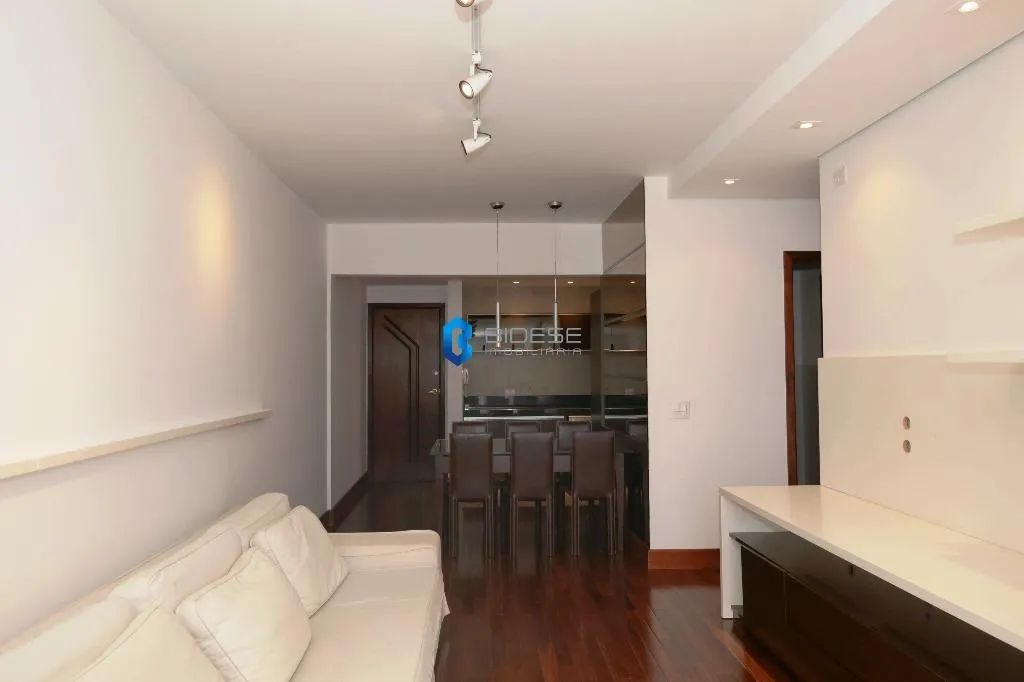 Apartamento com 2 dormitórios com suite e vaga para venda no Centro Cívico - Curitiba/PR - Foto 2