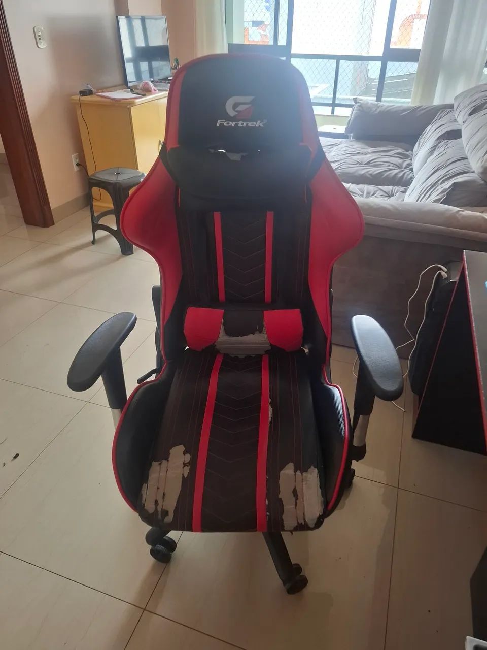 PC gamer, com mesa e cadeira - Foto 3