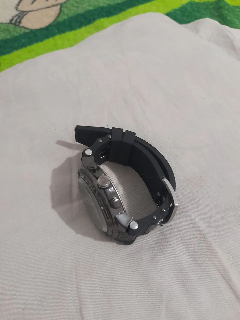 Vendo relógio em perfeito estado - Foto 3