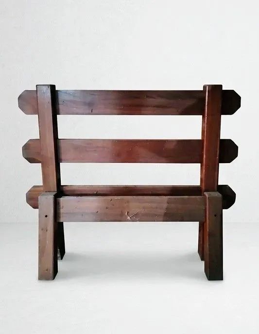 Cama e colchão de solteiro