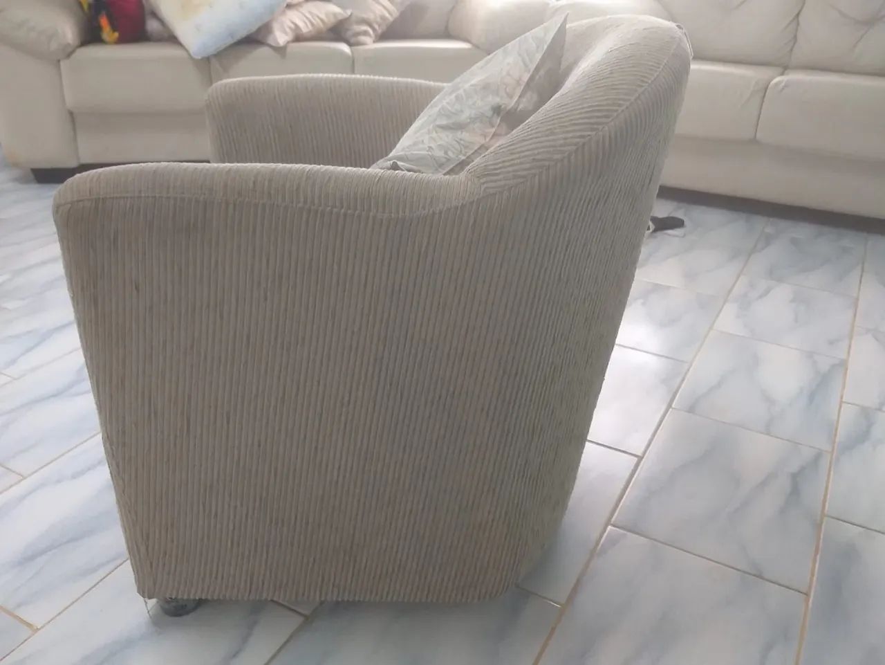 Poltrona simples - Foto 2