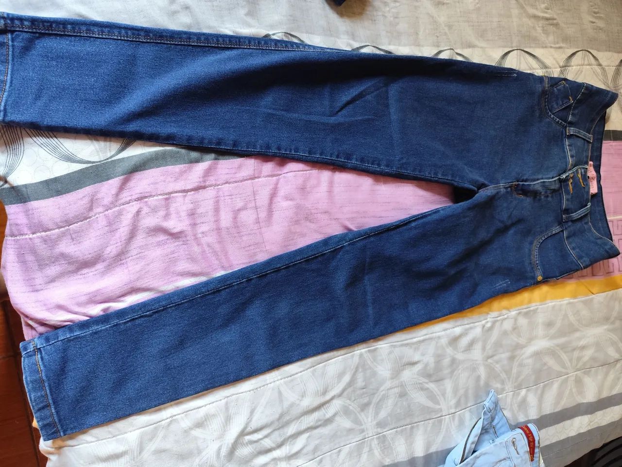 Calça jeans feminina básica  - Foto 2