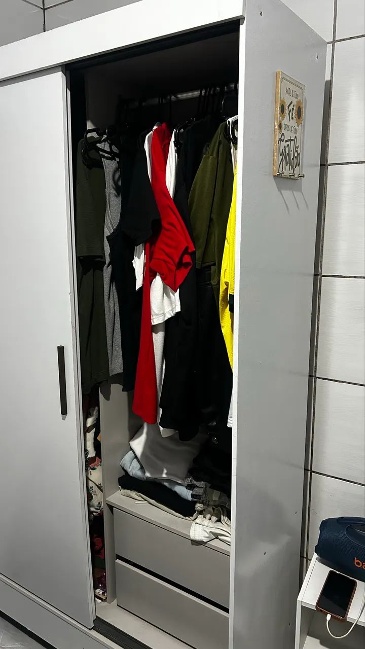 Guarda roupa semi novo - Foto 2