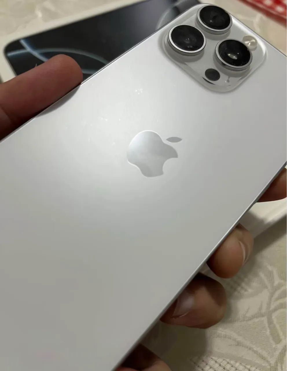 IPHONE 16 pro max  - Foto 2