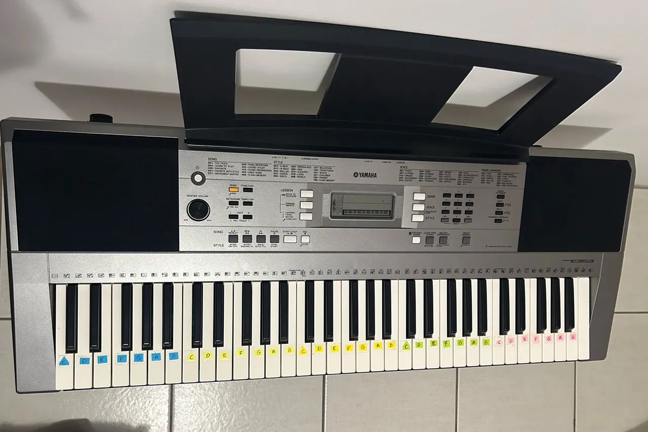 Teclado Yamaha PSR-353 - Foto 2