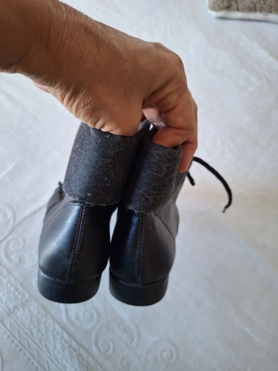 Bota de couro preta vintage  - Foto 3