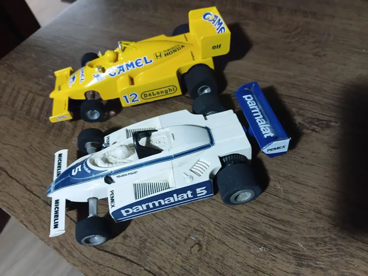 Autorama dois carrinhos Estrela 