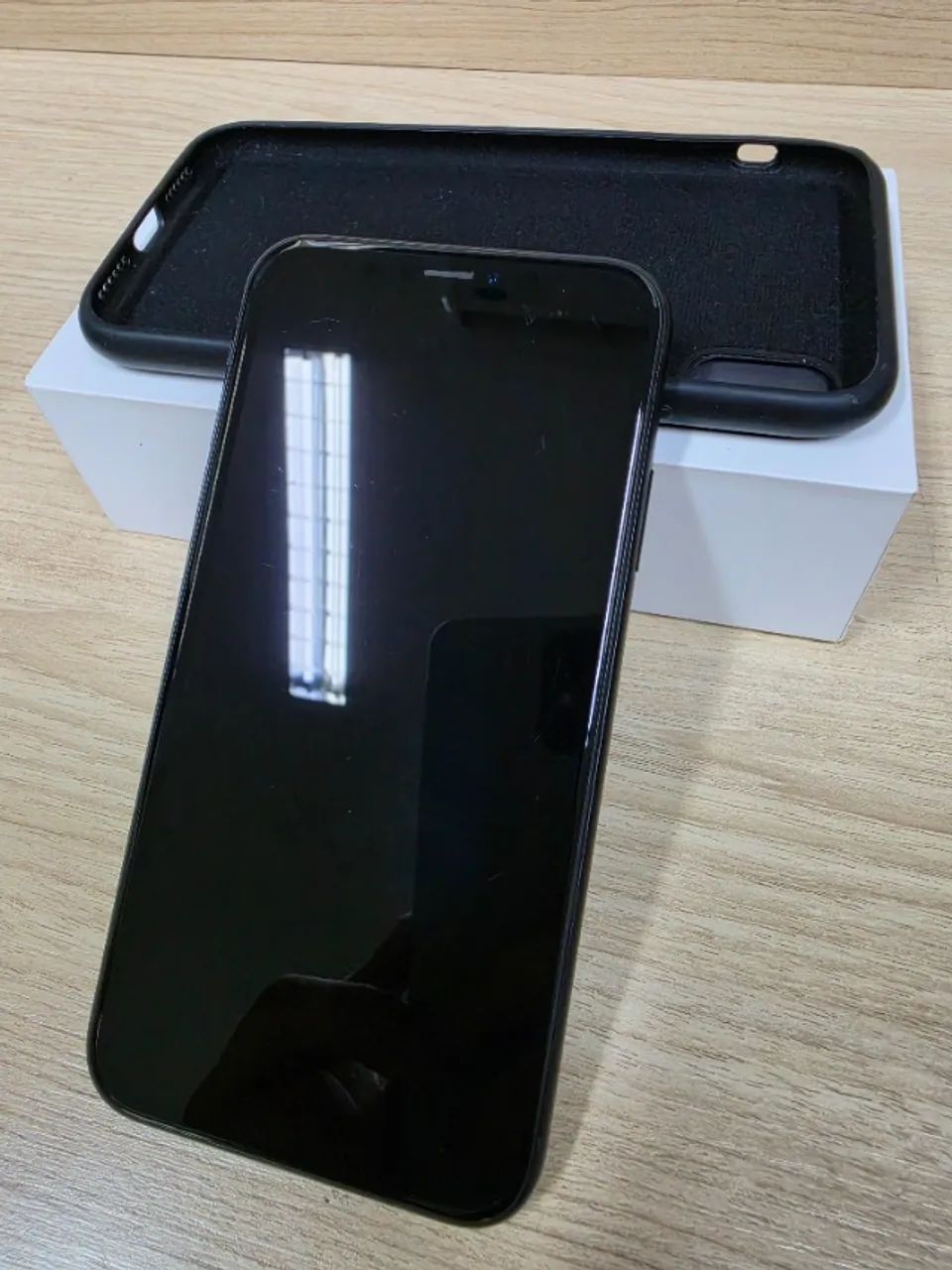 iPhone XR MRY42BR/A A2105 64GB Preto