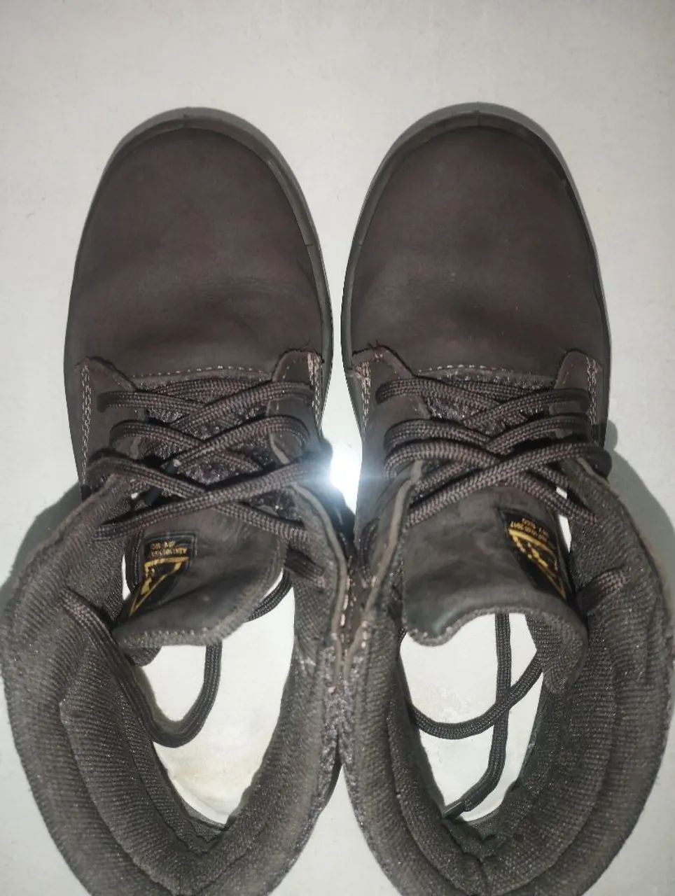 Bota 37