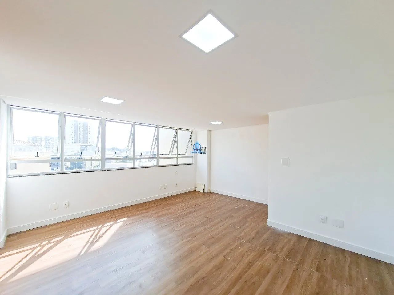 Sala para locação, 27 metros, 1 vaga - Foto 5