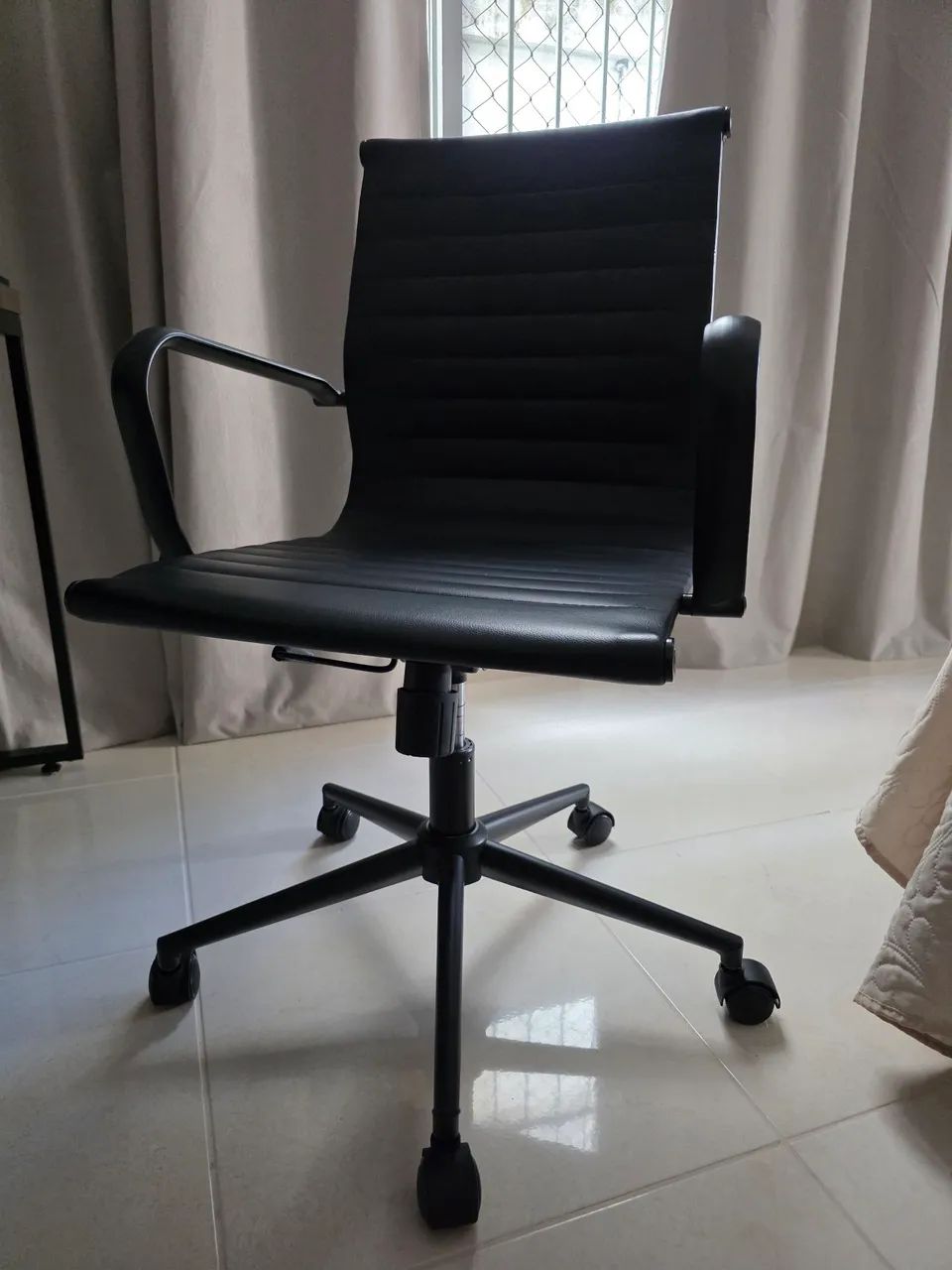 Cadeira escritório  - Foto 2