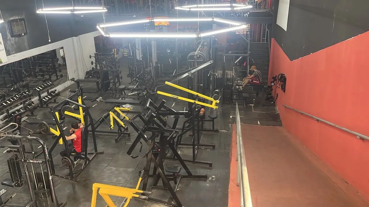Vendo Academia Completa  - Foto 4
