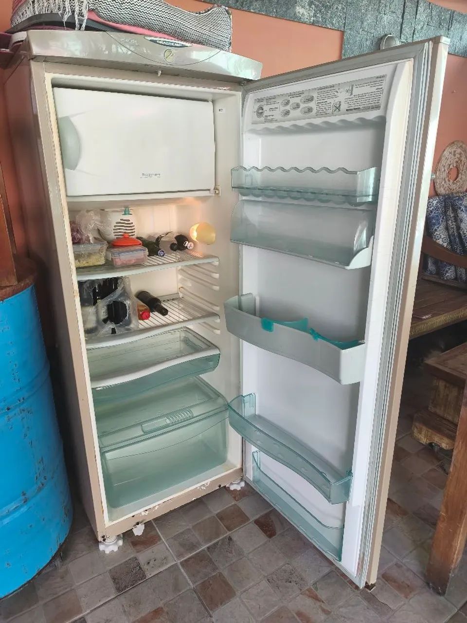 GELADEIRA 